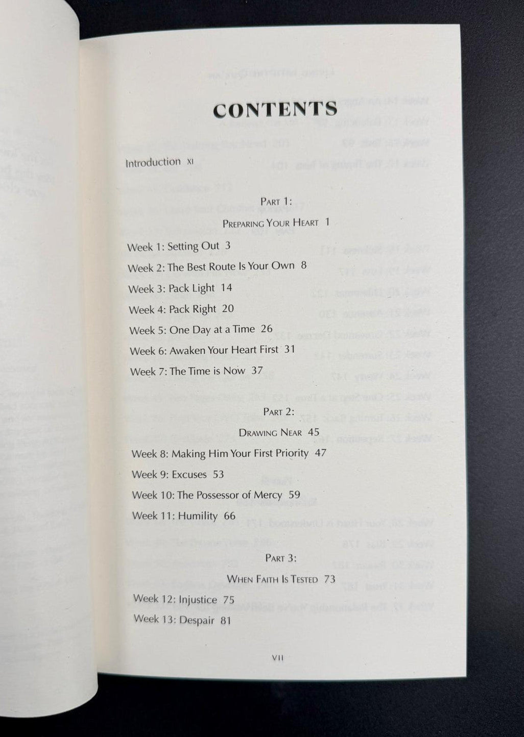 Living with the Qur’an – A Must-Have for Every Muslim Home by Mufti Menk | Islamic Guidance Book 4